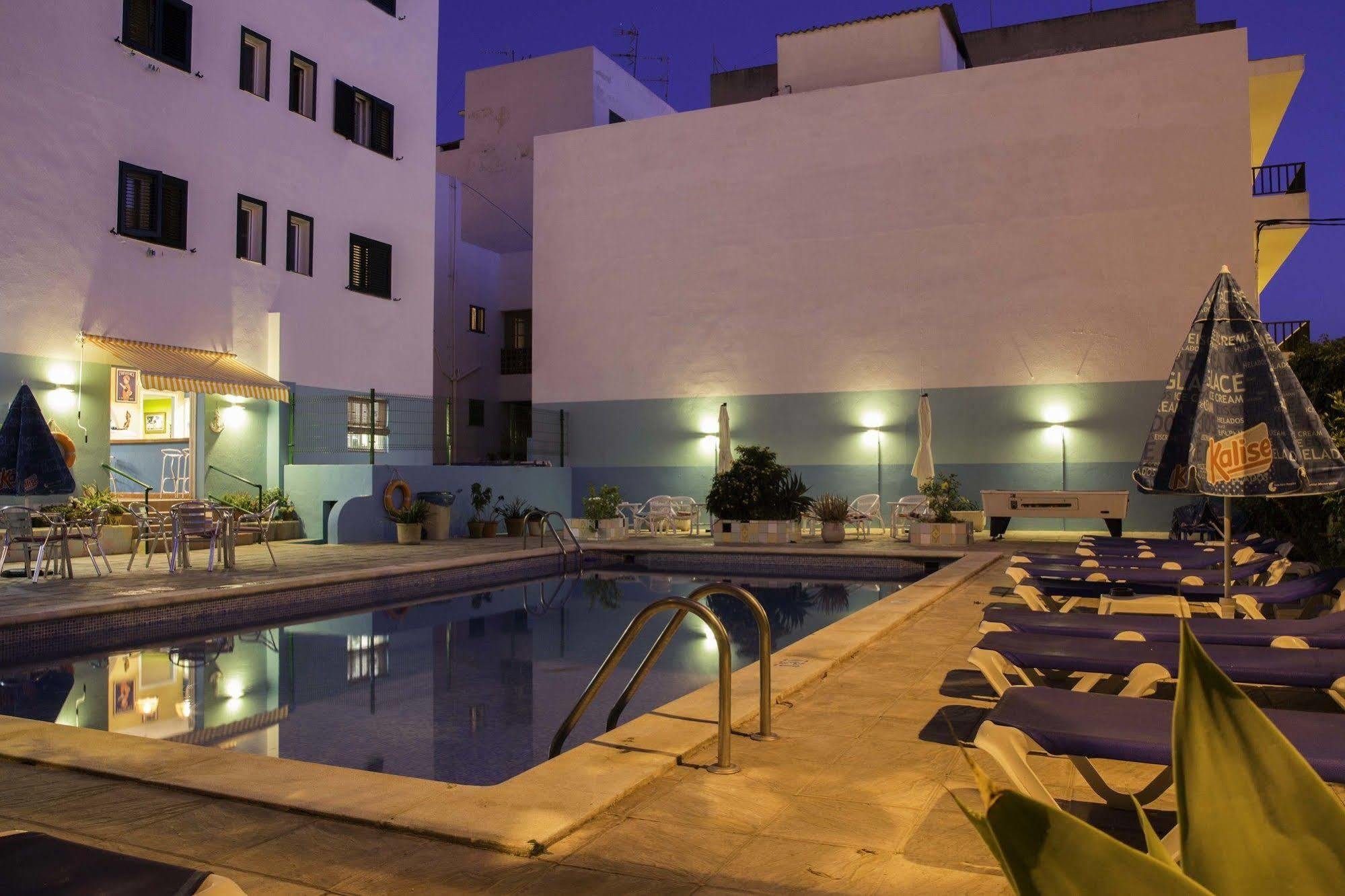 Hostal Valencia Σαν Αντόνιο Εξωτερικό φωτογραφία
